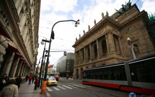 Transport publiczny w Pradze Mapa tramwajowa w Pradze